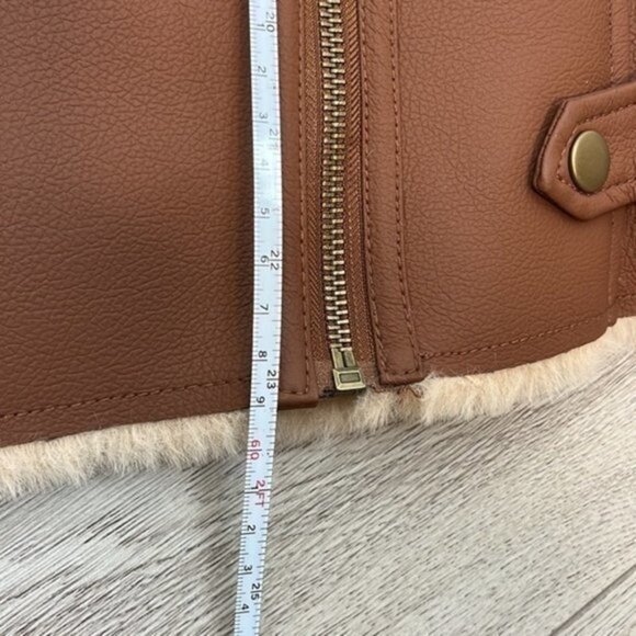 a.n.a. Brown Imitation Leather Coat with Faux Fur Size Large NWT - Picture 14 of 14